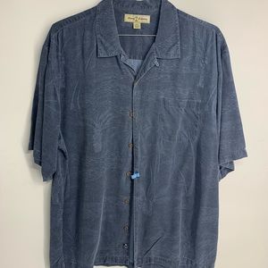 Tommy Bahama ShortSleeve button Down shirt